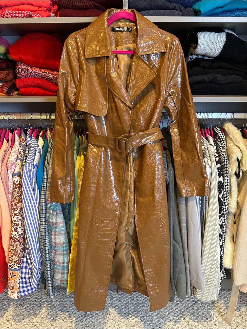 Missguided brown faux patent leather 2 pocket belted trench coat size 2 NWOT